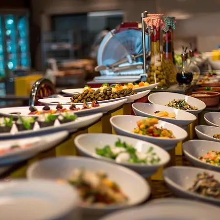 Ξενοδοχείο Jw Marriott 5*