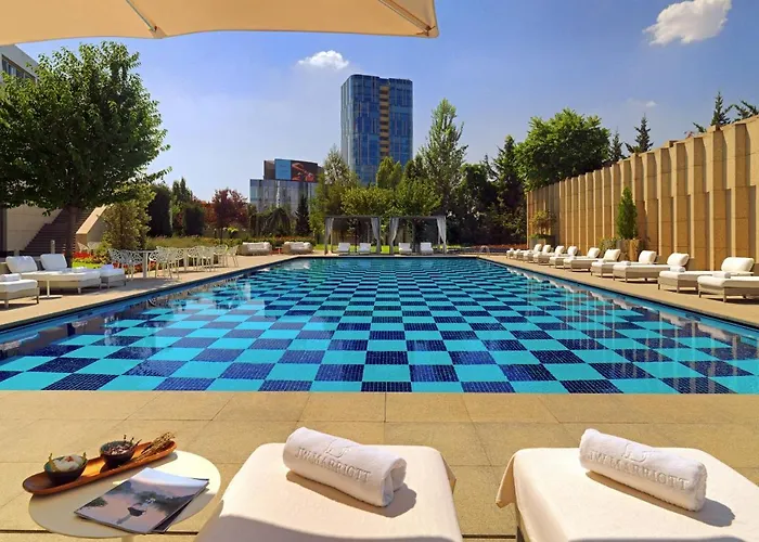 מלון Jw Marriott