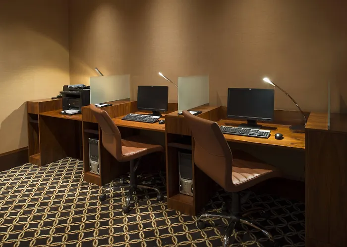 Jw Marriott מלון